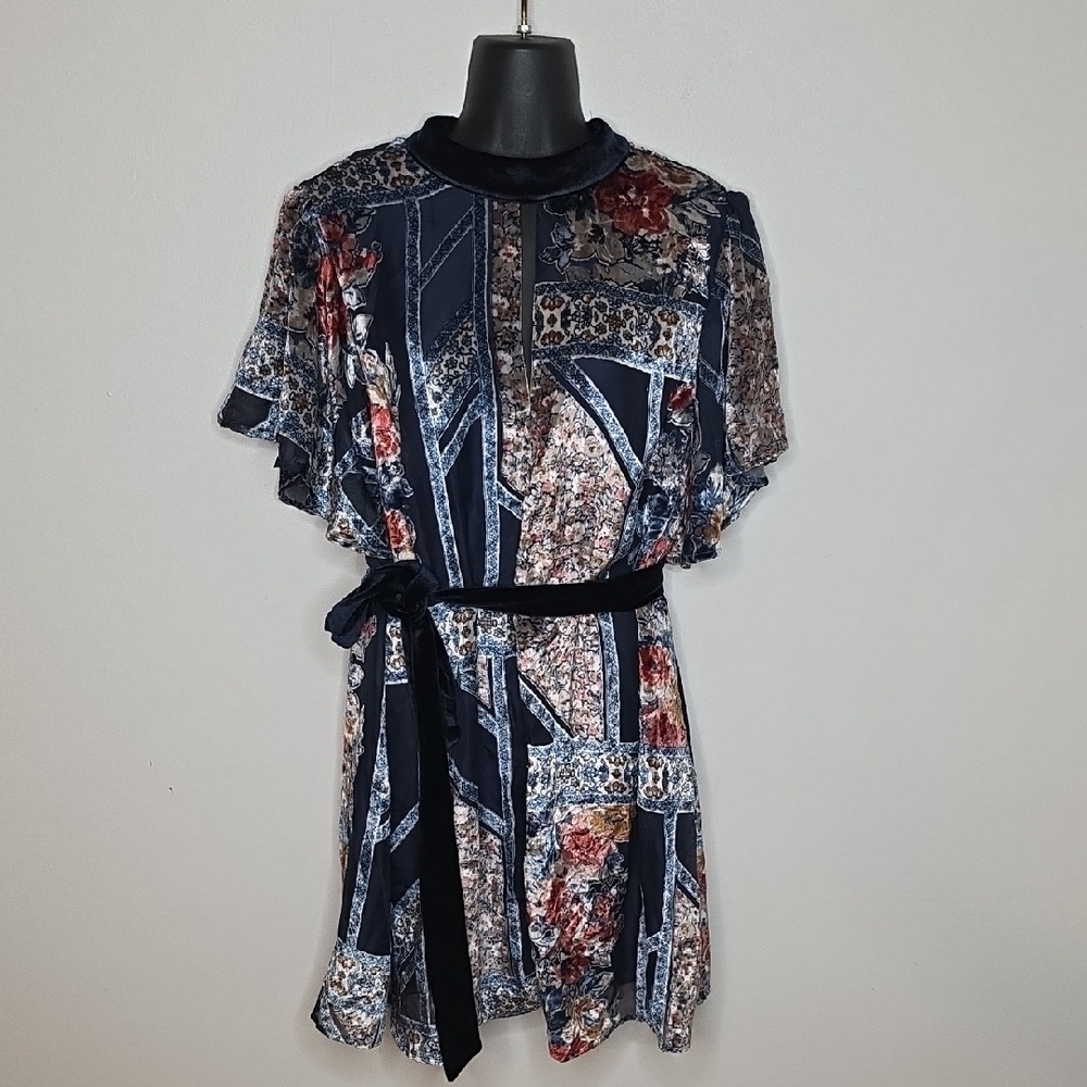 Boho Velvet Navy Floral Mini Dress with Belt Fate By LFD Sz LARGE